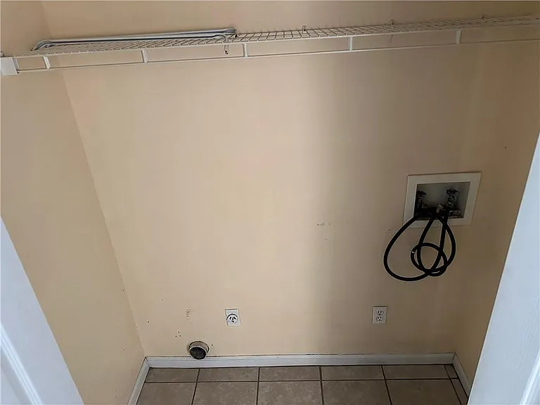 890 E Cherry St #104 — Photo 6