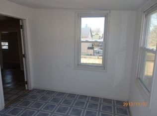 736 Pierce St, Aurora, IL 60505