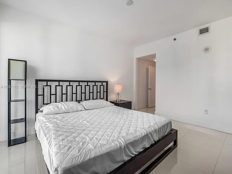 950 Brickell Bay Dr #1404 — Photo 18
