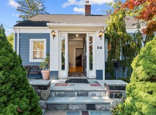 28 Lynmot Rd, Hamden, CT 06514