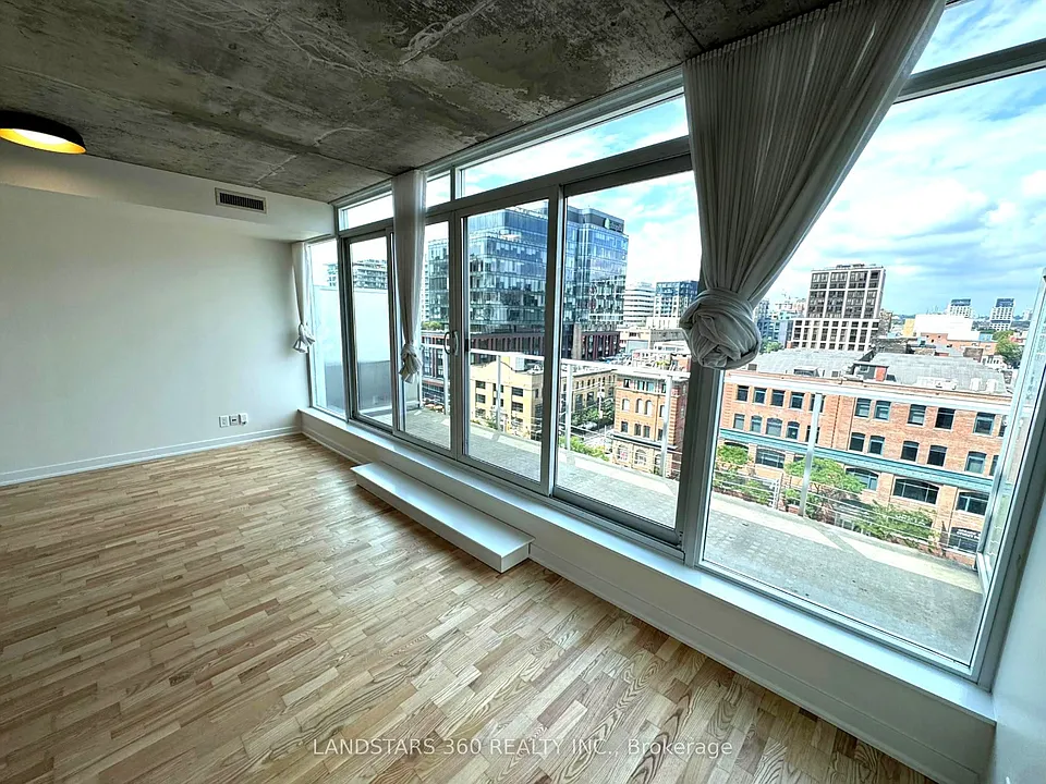 75 Portland St #1003