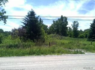 3305 Carrigan Rd, Fort Gratiot, MI 48059