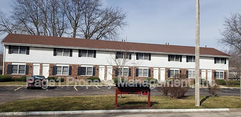 1st image of 2915 Grinnell Dr Unit 2