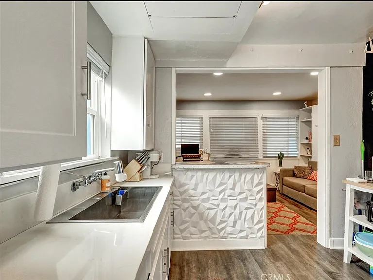 Unit 3 kitchen