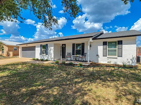 3rd image of 3530 Old Post Rd