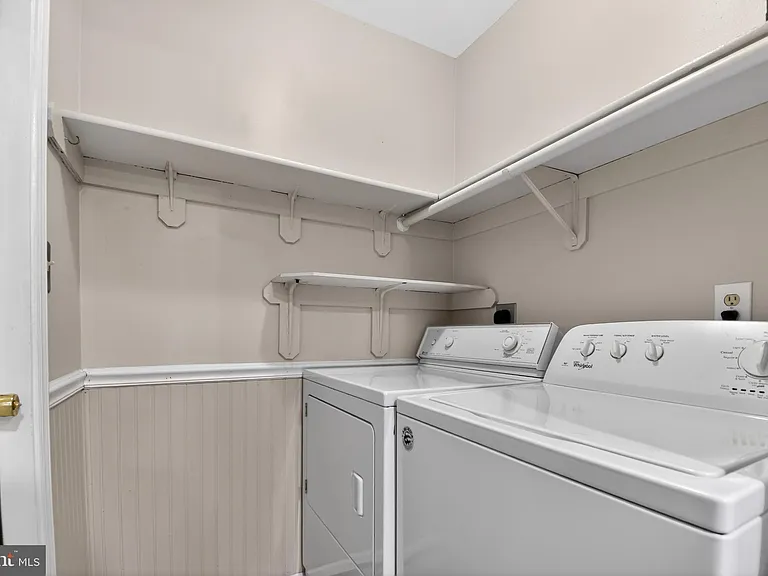 5118 Coach Ct — Photo 14