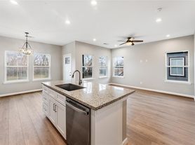 5101 Rue St, Houston, TX