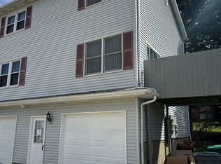 4032 Canterbury Dr, Erie, PA 16506