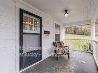 5 Dogwood Ln, Frankfort, KY 40601