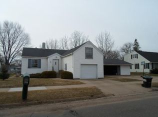 306 2nd St SE, Hinckley, MN 55037