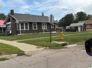 1702 Center St, Sioux City, IA 51103