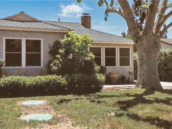 13384 Foothill Blvd, Sylmar, CA 91342