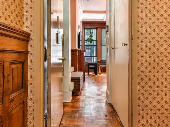 62 West 87th Street 1R image 2 of 17