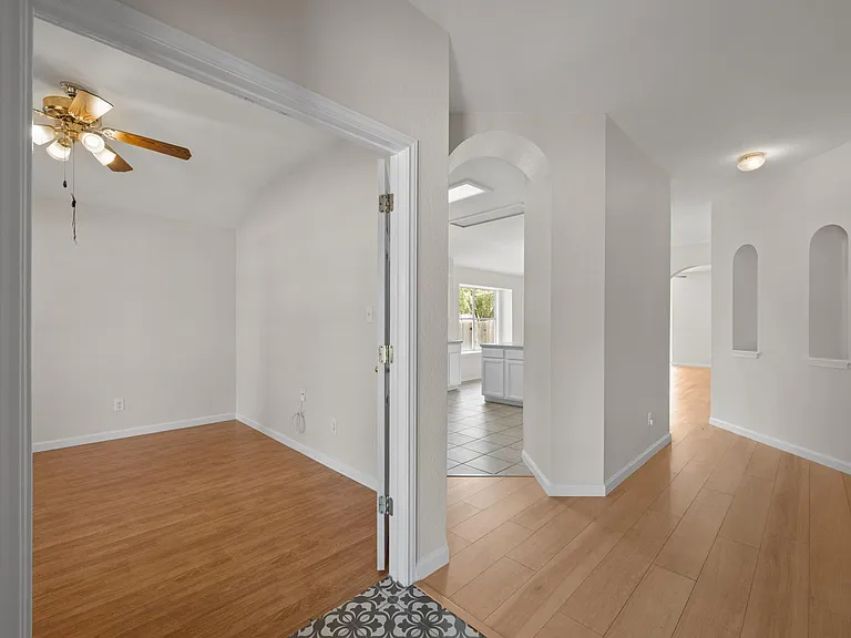 17249 Sandwick Dr — Photo 14