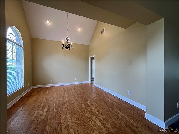 5th image of 8512 Berrington Ct