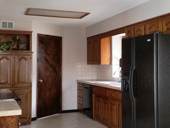 5th image of 3314 NW Shannon Ct