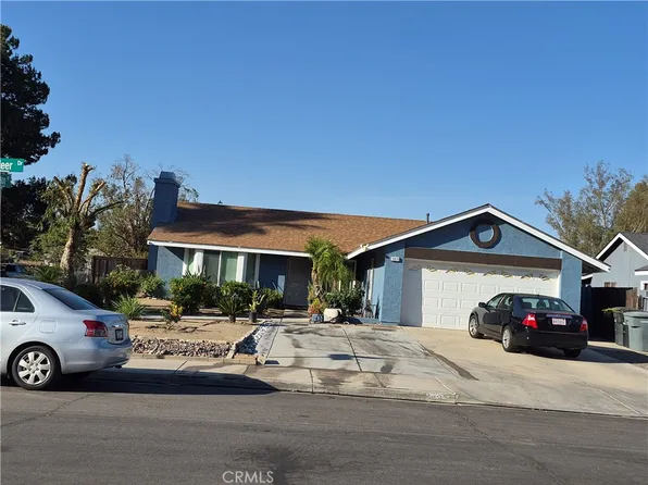 18974 Reindeer Dr, Lake Elsinore, CA 92530