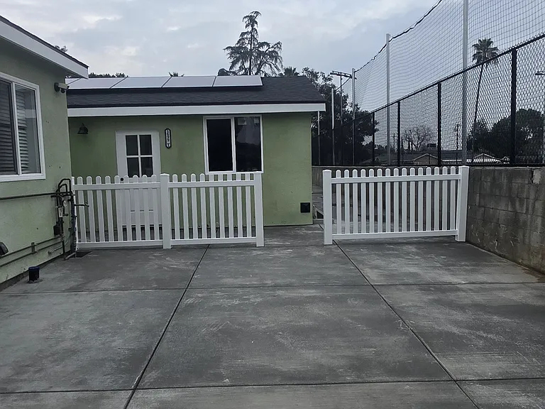 1692 University Dr — Photo 10