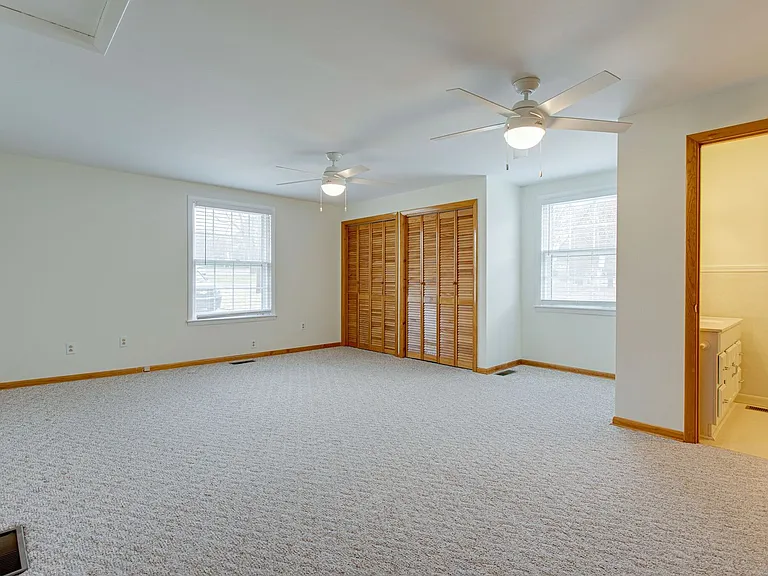 171 McCall St — Photo 14