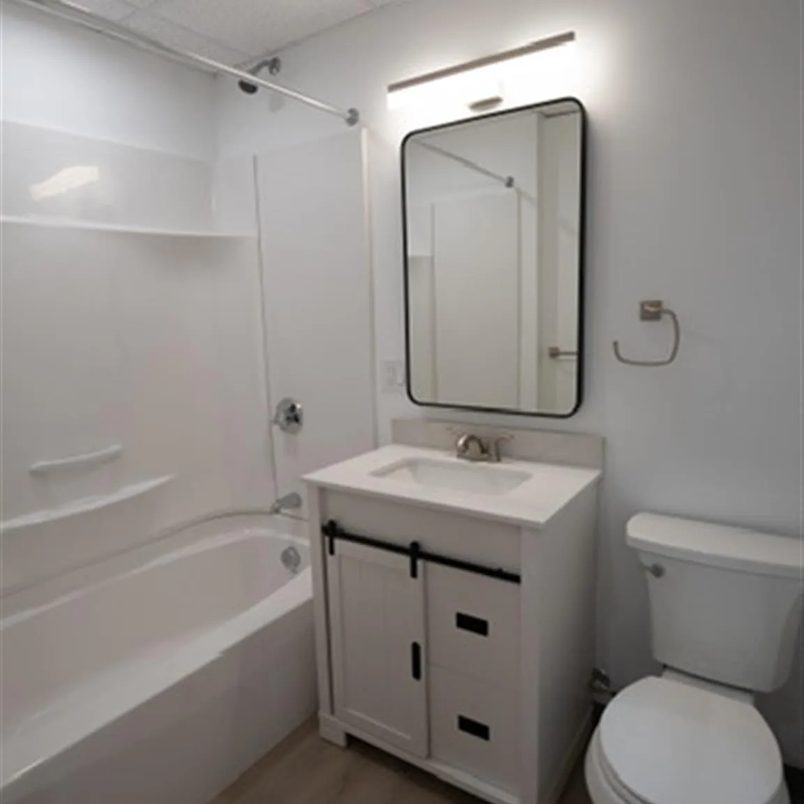 303 Boston Ave — Photo 4