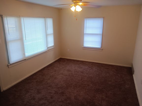 3rd image of 605 N 2nd St #1