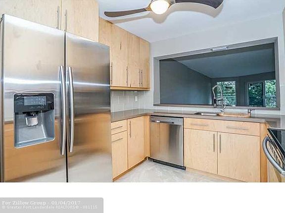 4th image of 7483 Granville Dr #314