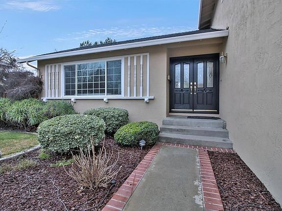 2nd image of 1445 Kinsport Ln