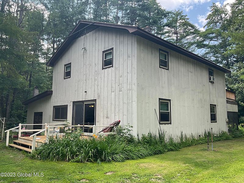 4th image of 38 Old Schroon Road