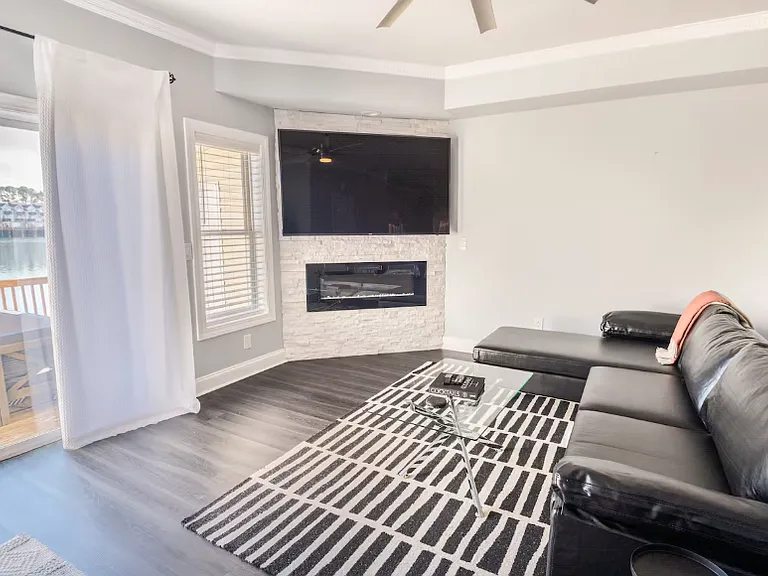 4741 Arco Ln — Photo 13