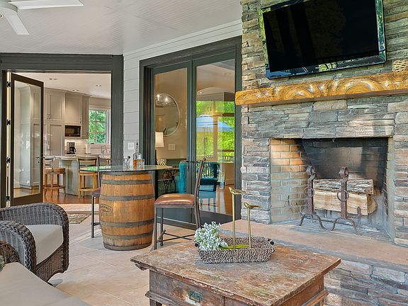 20th image of 415 Summer Breeze Dr