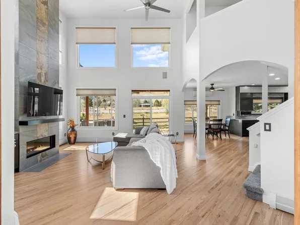 4825 6th St, Boulder, CO 80304