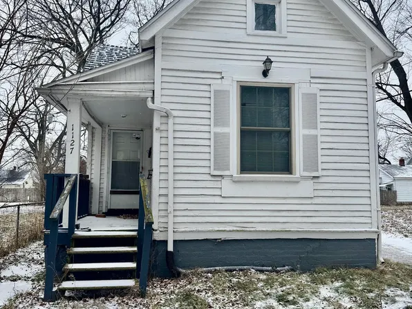 1127 Harding Dr, Toledo, OH 43609