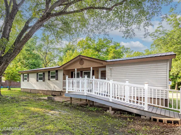 6708 Henwick Ln, Jefferson City, MO 65109