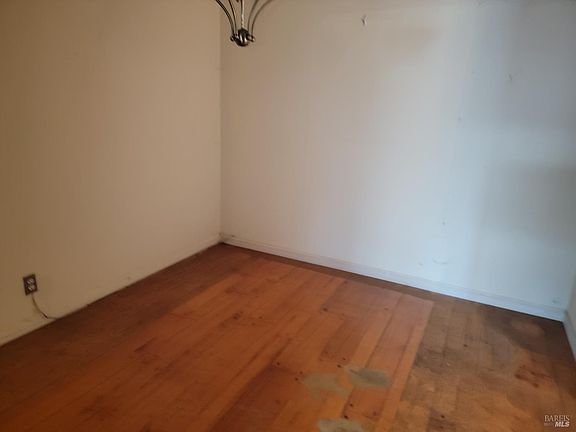 5th image of 9500 Golf Links Road