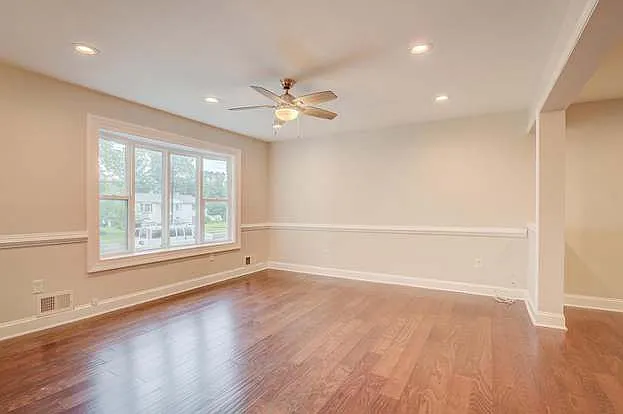 3 bed, 1500 sqft, $2,500 — Photo 2