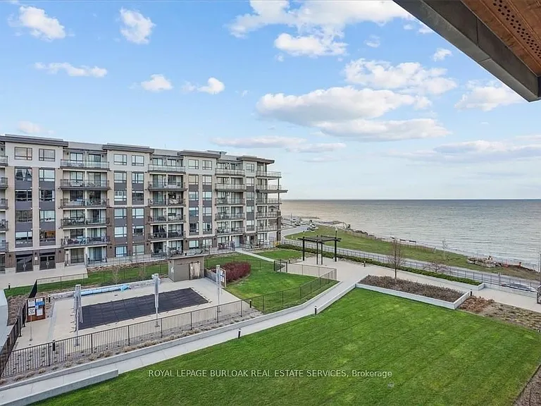 10 Esplanade Ln #215 — Photo 39