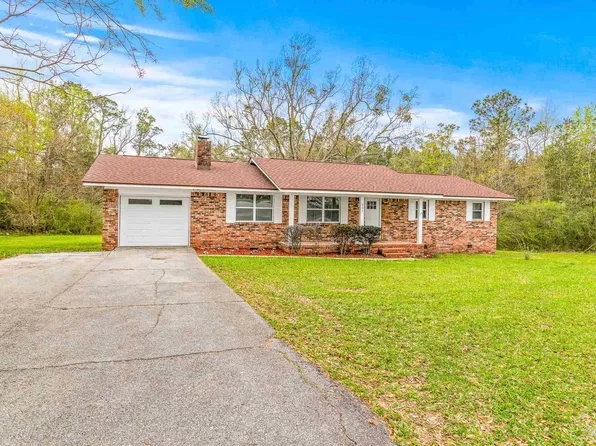 803 E Kingsfield Rd, Cantonment, FL 32533