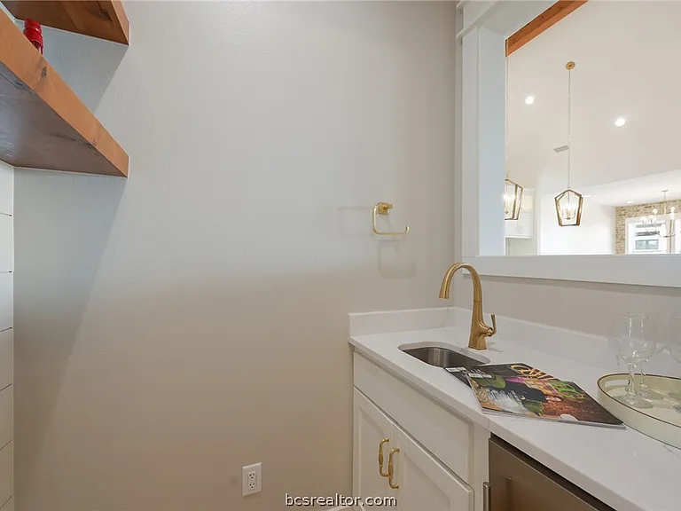 1968 Arcadia Bluffs Dr — Photo 24