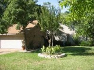 2700 Sandy Cir, College Station, TX 77845