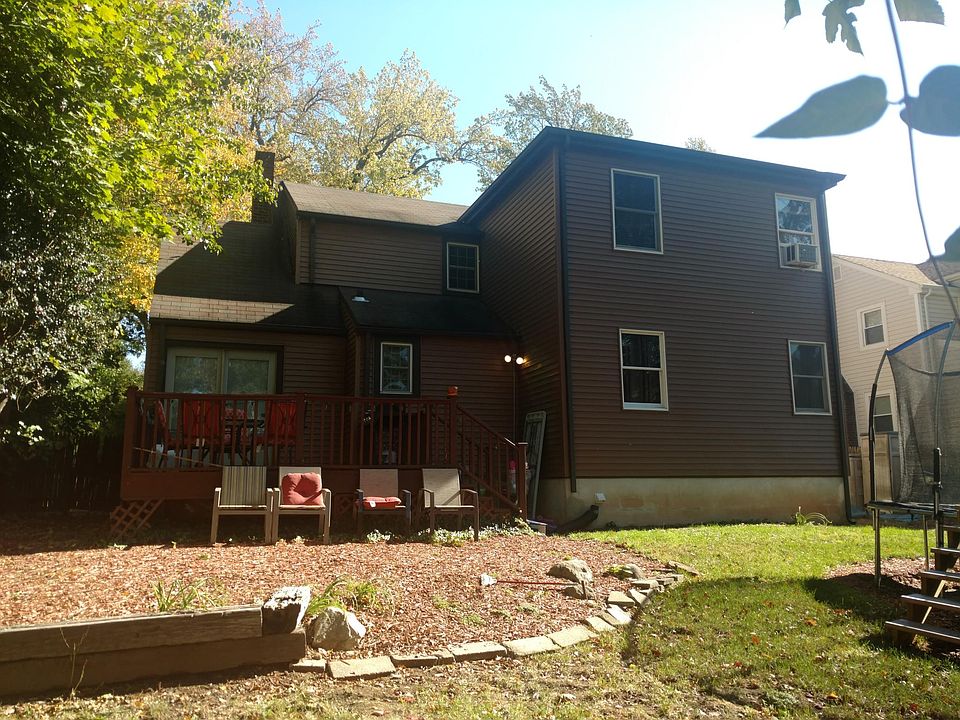 2nd image of 3 Colonial Rd