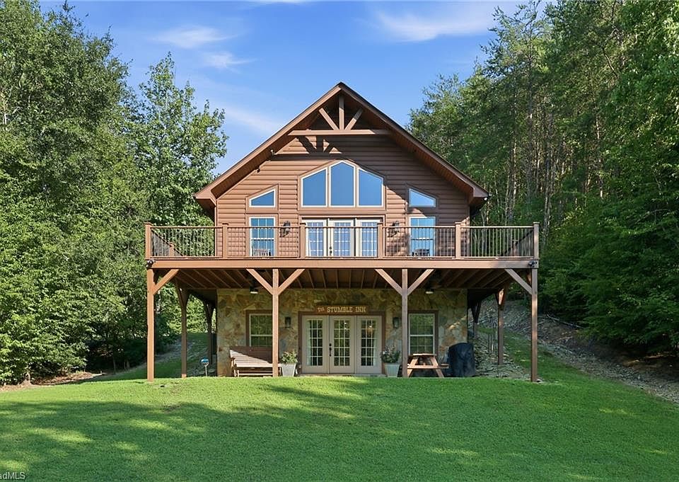 1st image of 341 Riverbend Rd