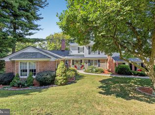 1142 Wyndham Dr, York, PA