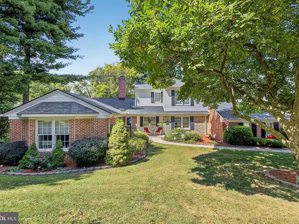 1142 Wyndham Dr, York, PA 17403