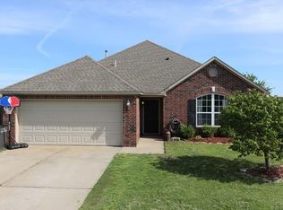 4822 NE Wisconsin St, Bartlesville, OK 74006
