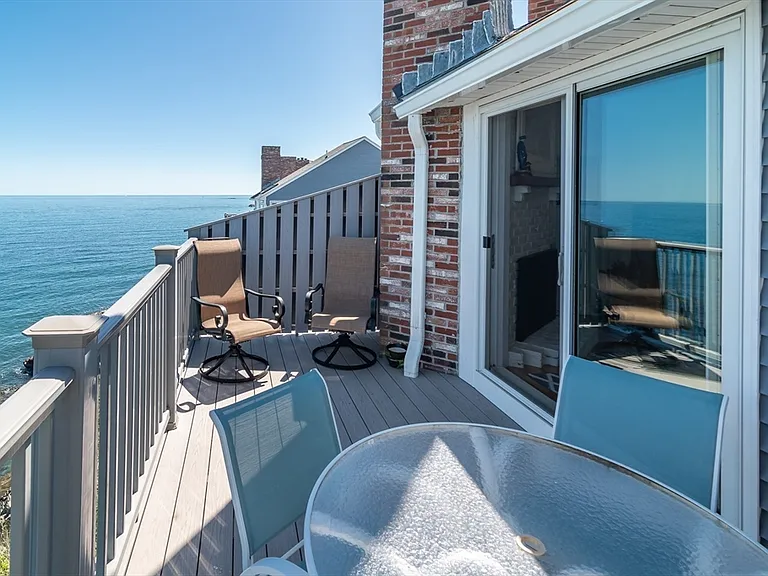 22 Oceanside Dr #22 — Photo 11