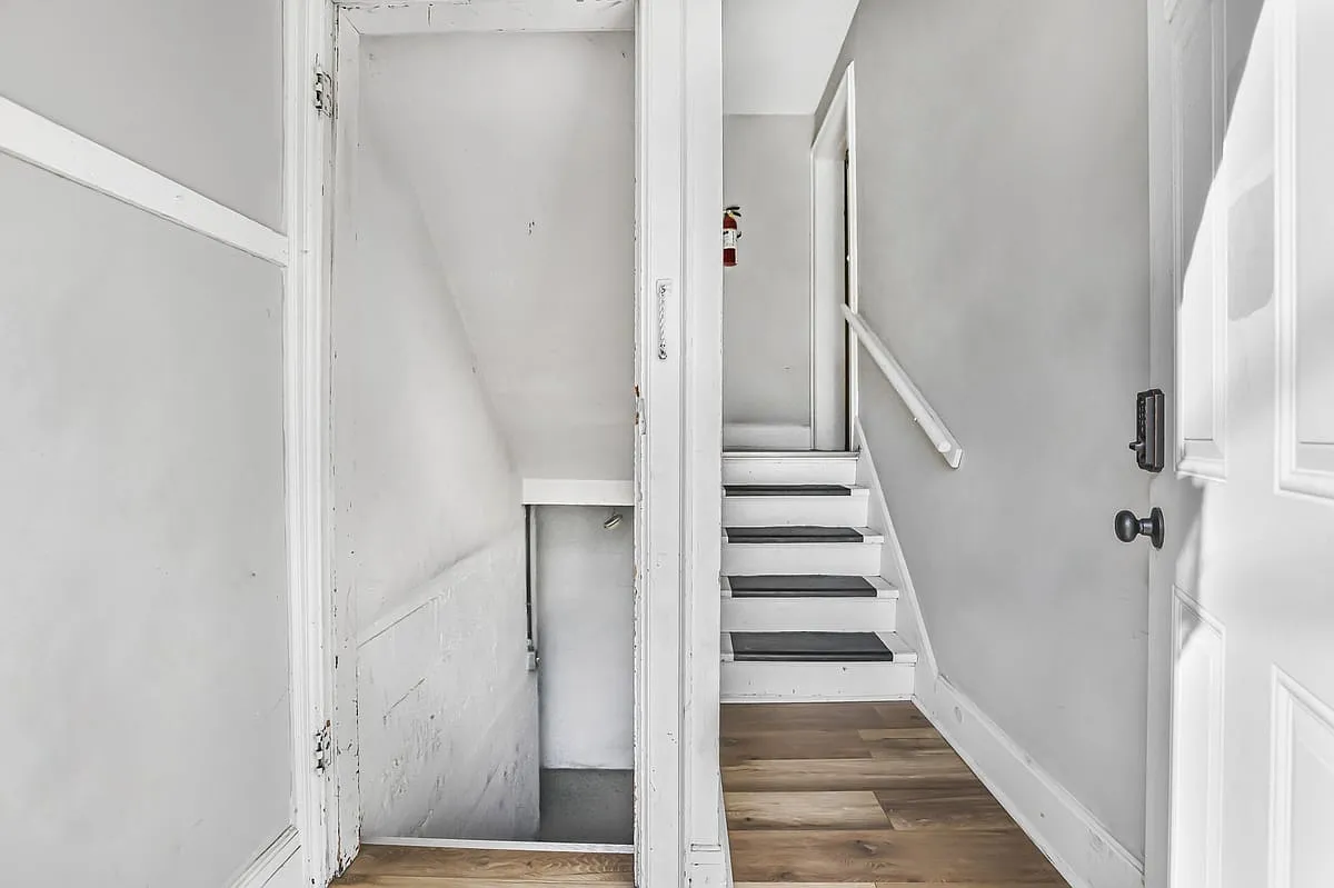 288 East 12th Avenue -4 — Photo 1