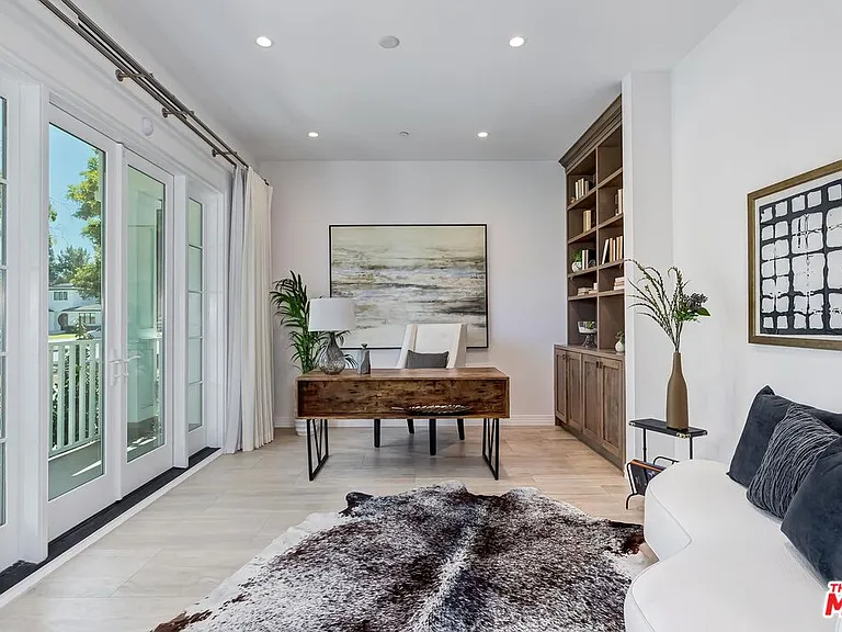 9767 Monte Mar Dr — Photo 8