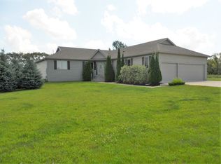 33871 302nd St, Cedar Falls, IA 50613