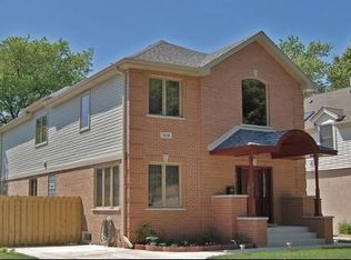 9128 Mason Ave, Morton Grove, IL 60053