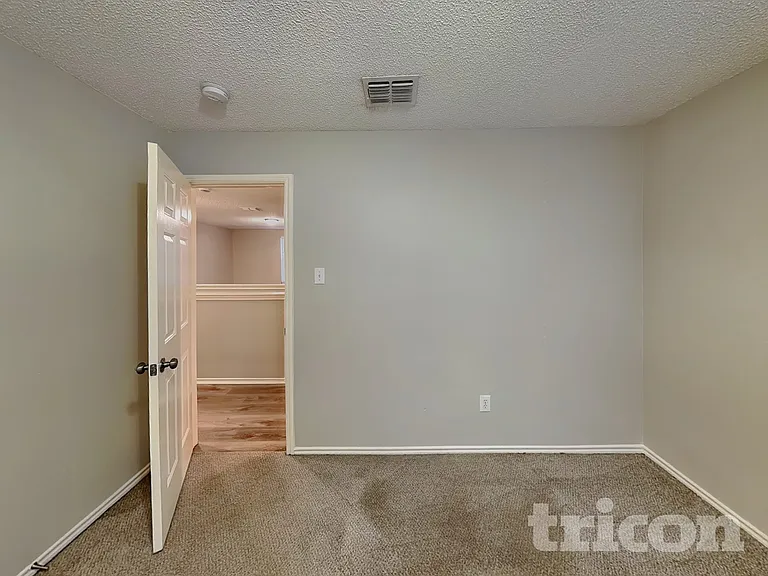 2904 Crimson Clover Dr — Photo 11
